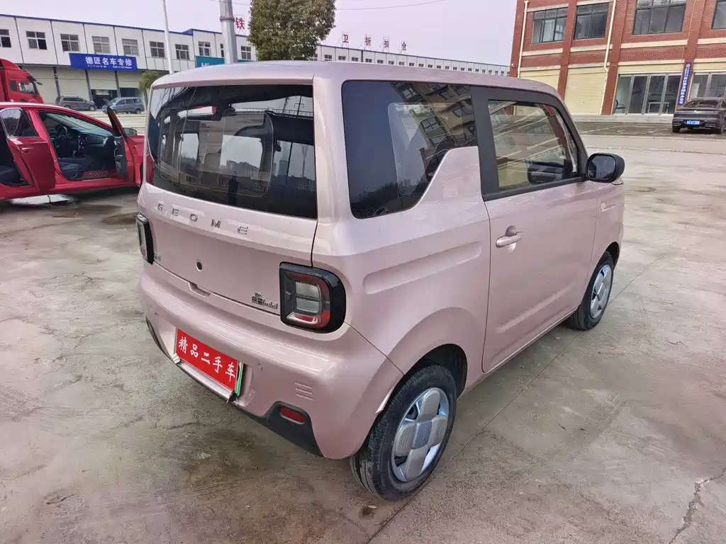 GEELY GALAXY PANDA
