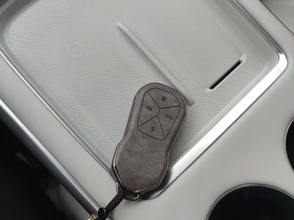 XPeng G9 — миниатюра 9