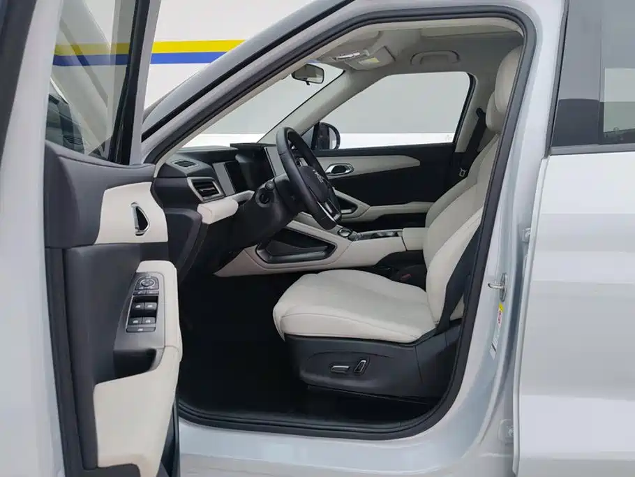 BYD Yuan UP — миниатюра 9