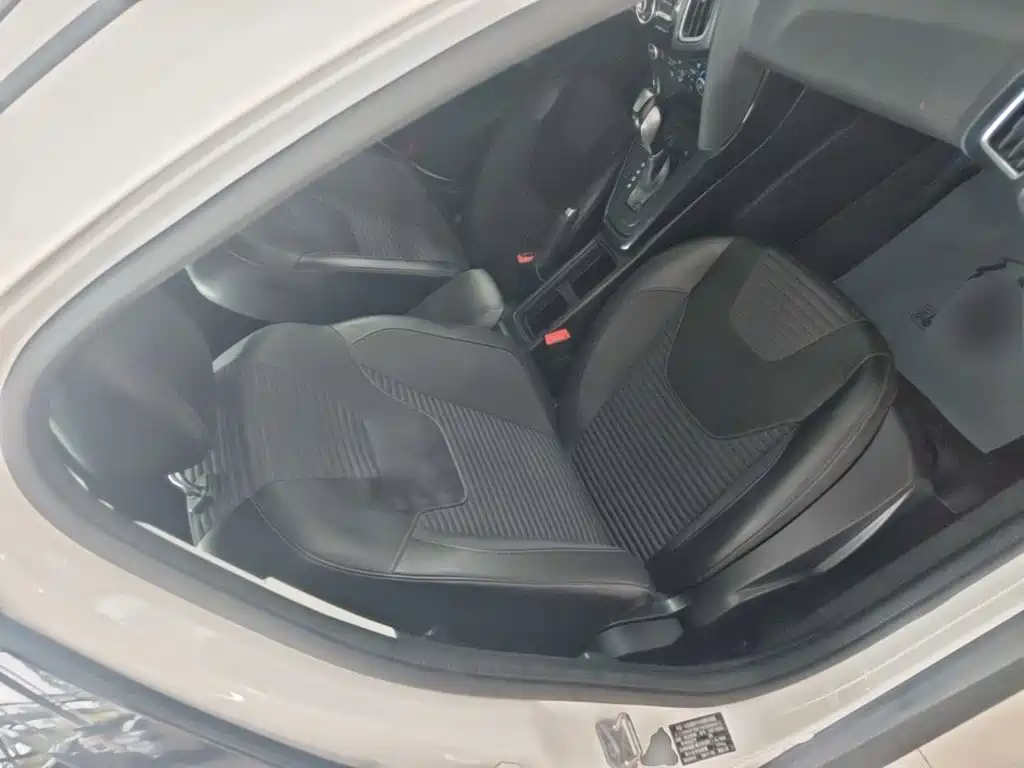 Ford Focus — миниатюра 25
