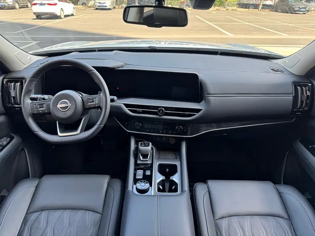 Nissan Pathfinder 2024 380VC-TURBO 6 мест