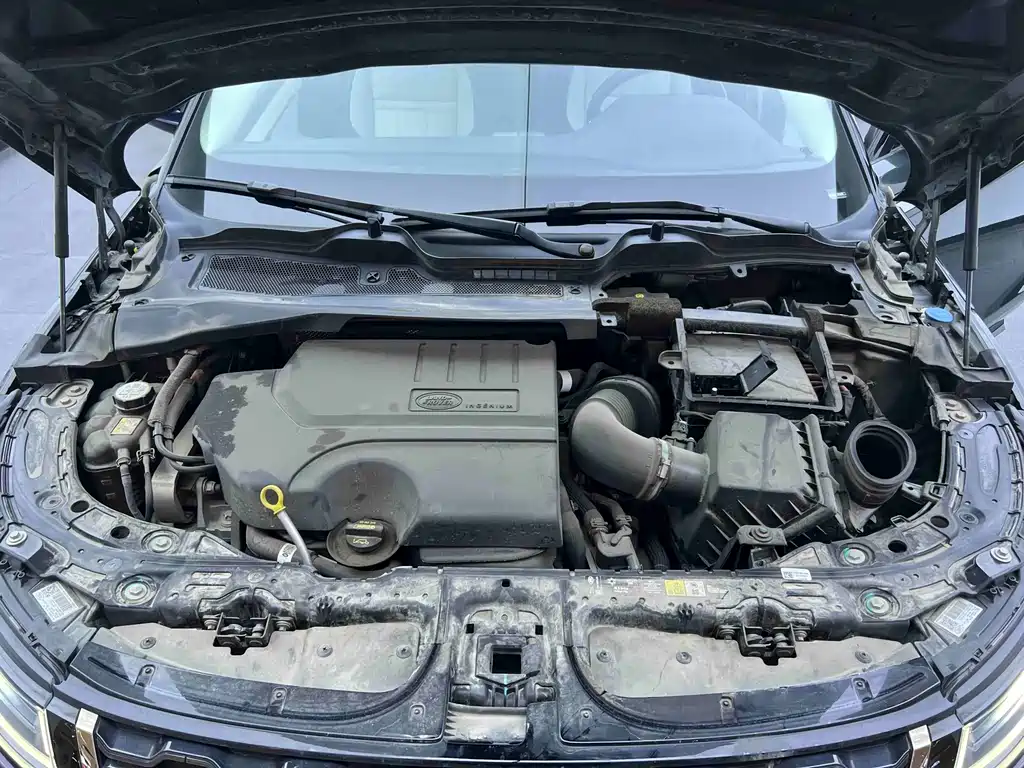 Land Rover Evoque — миниатюра 28