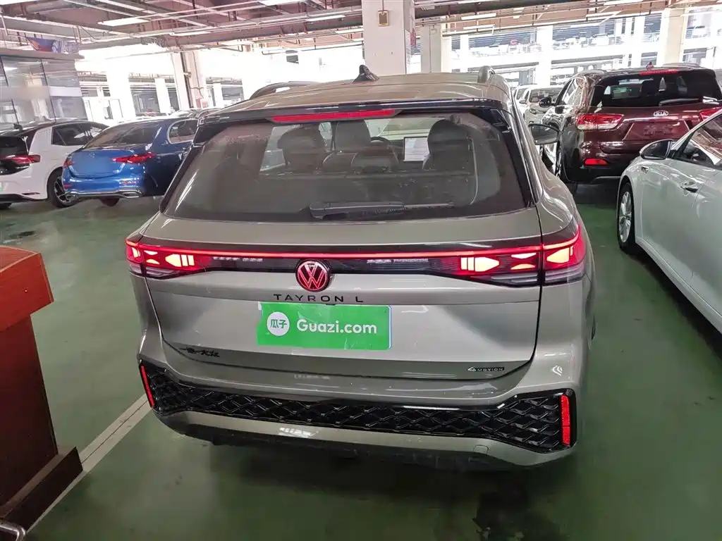 Volkswagen Tayron 2025 L 380TSI Luxury Easy
