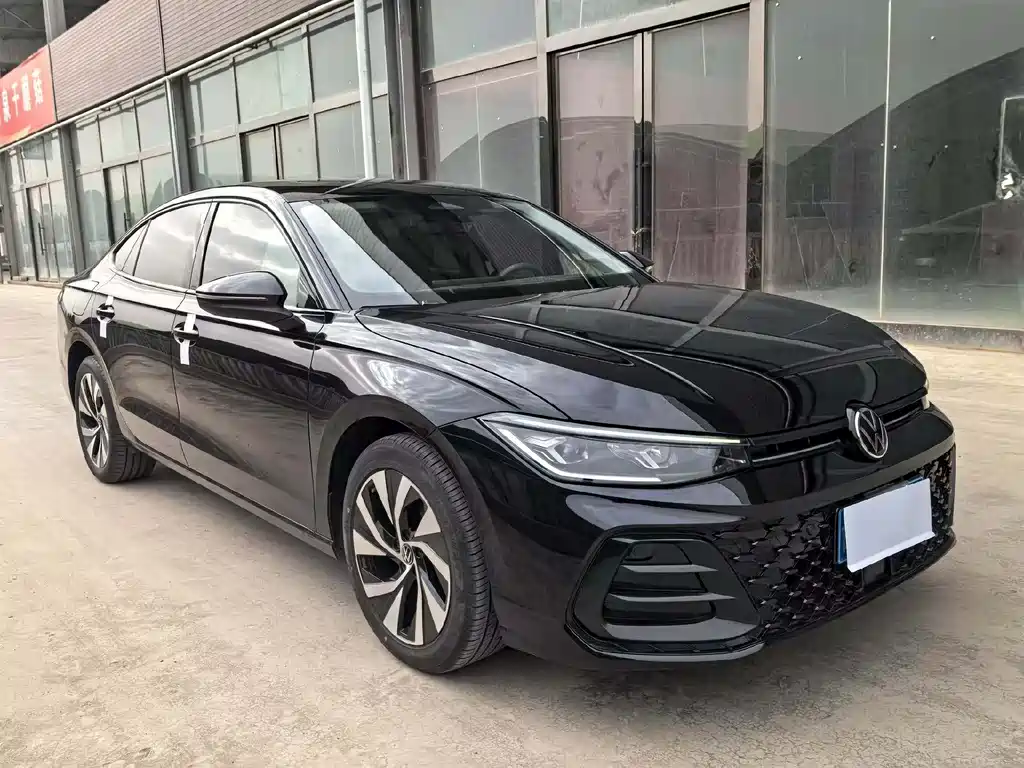 Volkswagen Passat 2025 Pro 380TSI