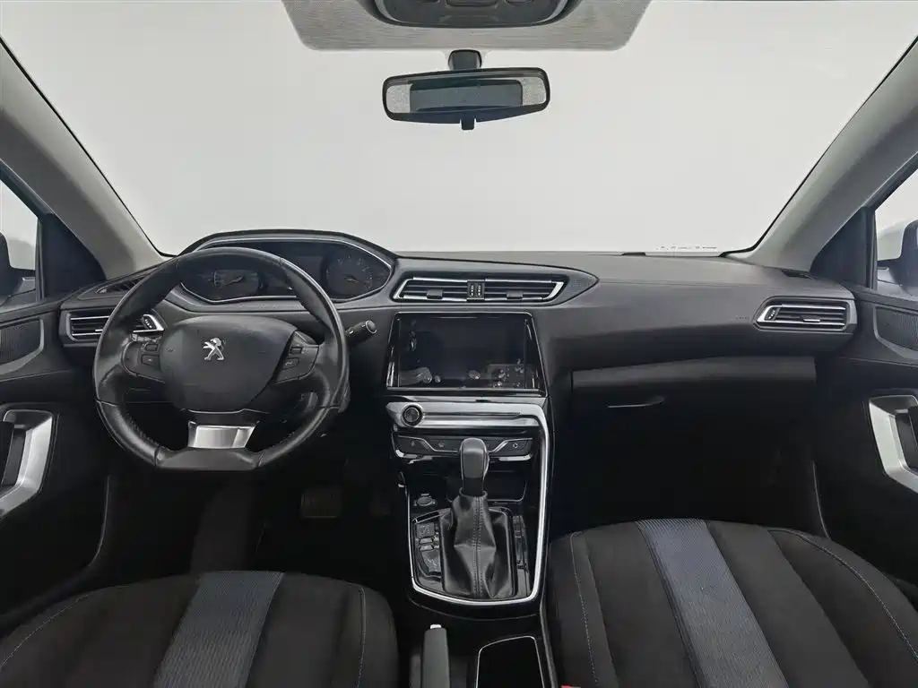 Peugeot 308 2019 230THP AT Luxury V