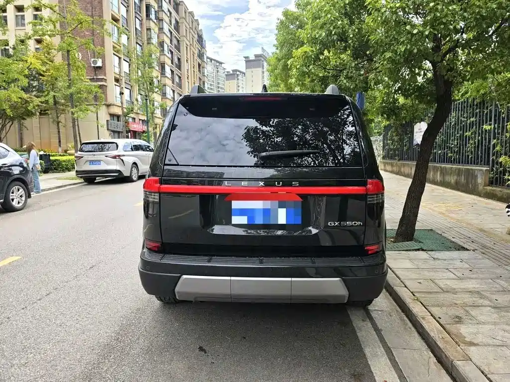 Lexus GX — миниатюра 8