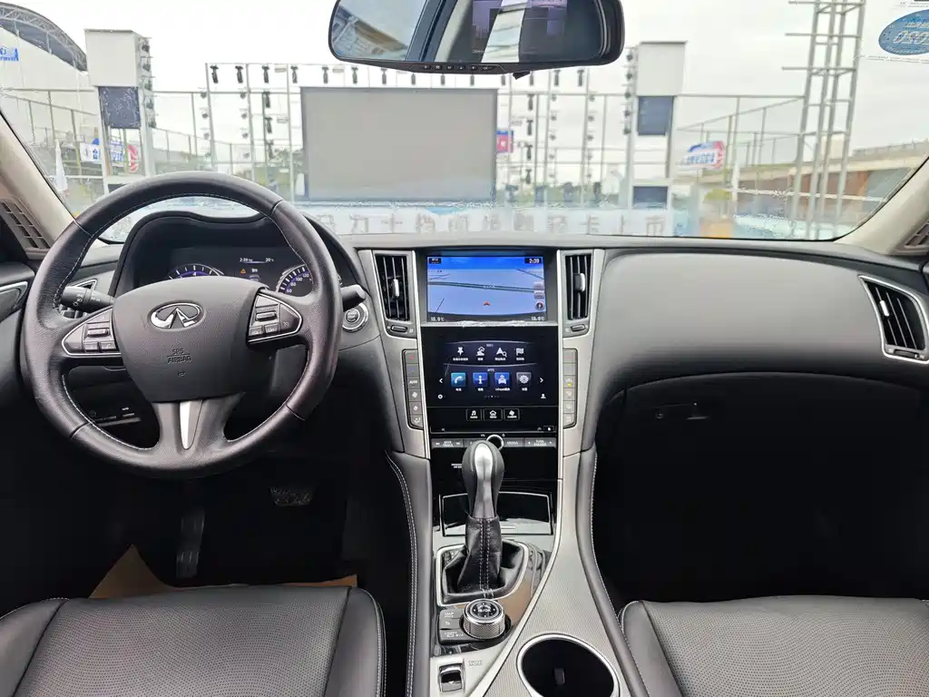 Infiniti Q50L — миниатюра 9