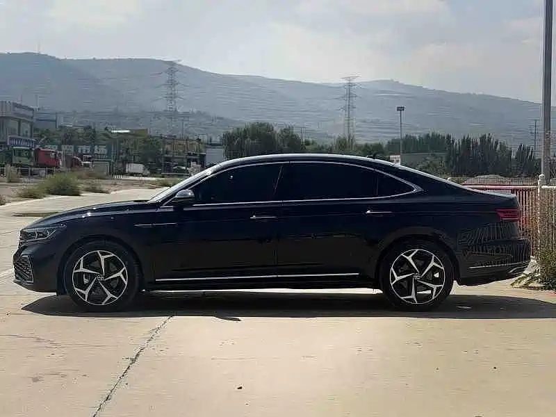 Volkswagen Passat — миниатюра 12