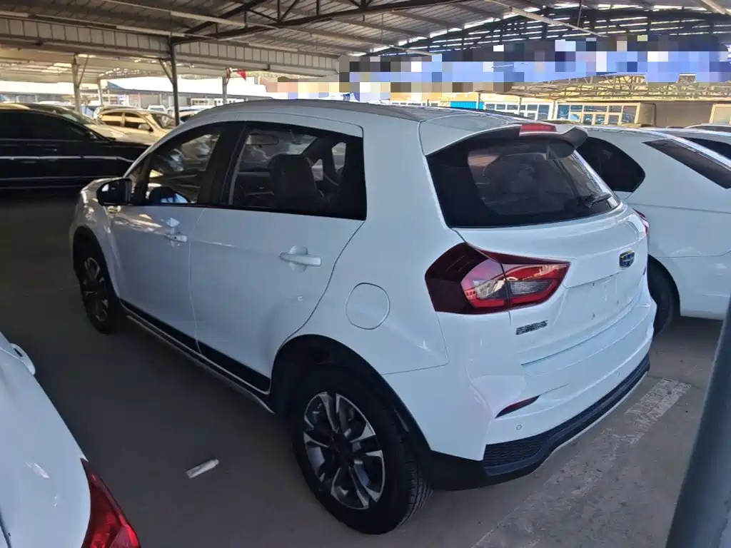 Geely Vision X3 — миниатюра 5