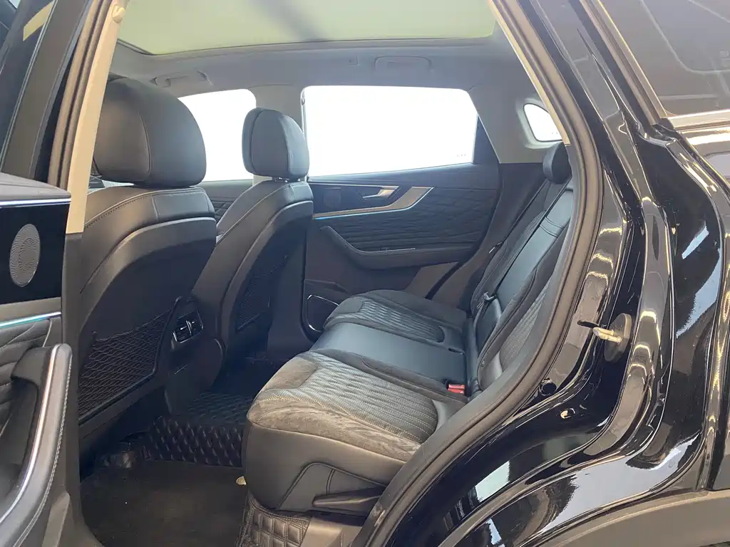 Hongqi Hongqi HS5 — миниатюра 7