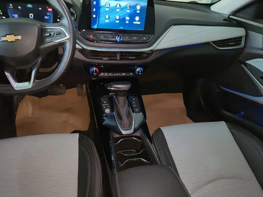 Chevrolet Menlo — миниатюра 10