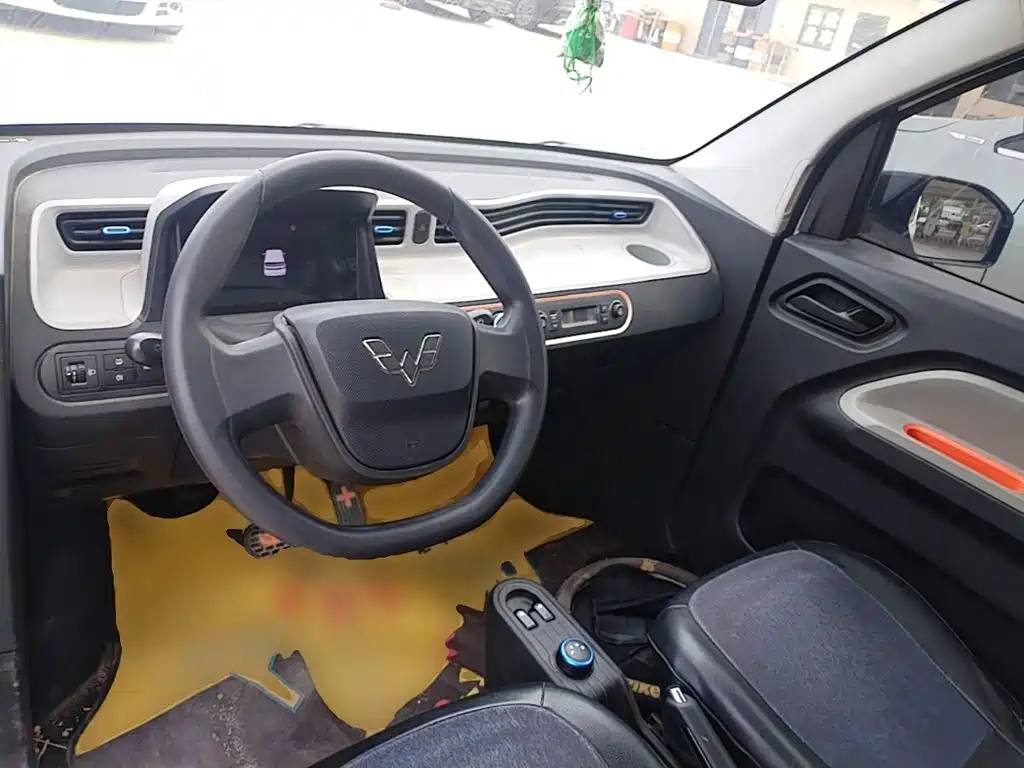 Wuling MINIEV — миниатюра 10