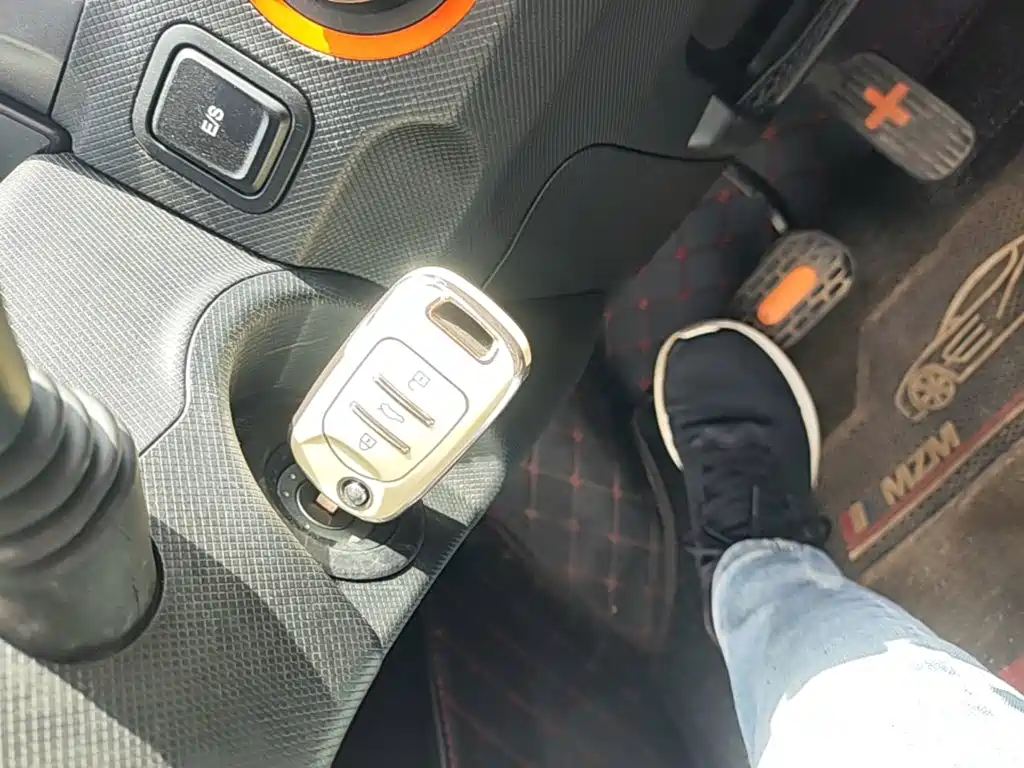 Wuling MINIEV — миниатюра 9