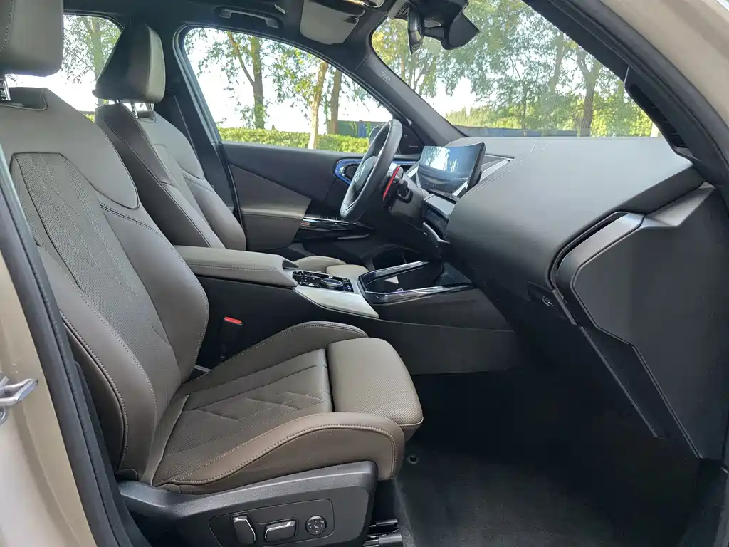 BMW X3 M50 — миниатюра 7