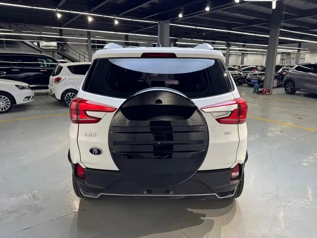 BYD Yuan EV — миниатюра 12