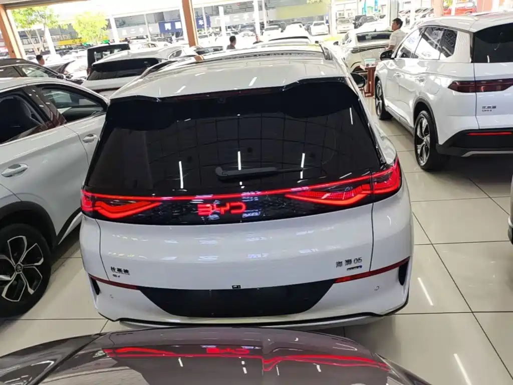 BYD Sealion 05 EV — миниатюра 6
