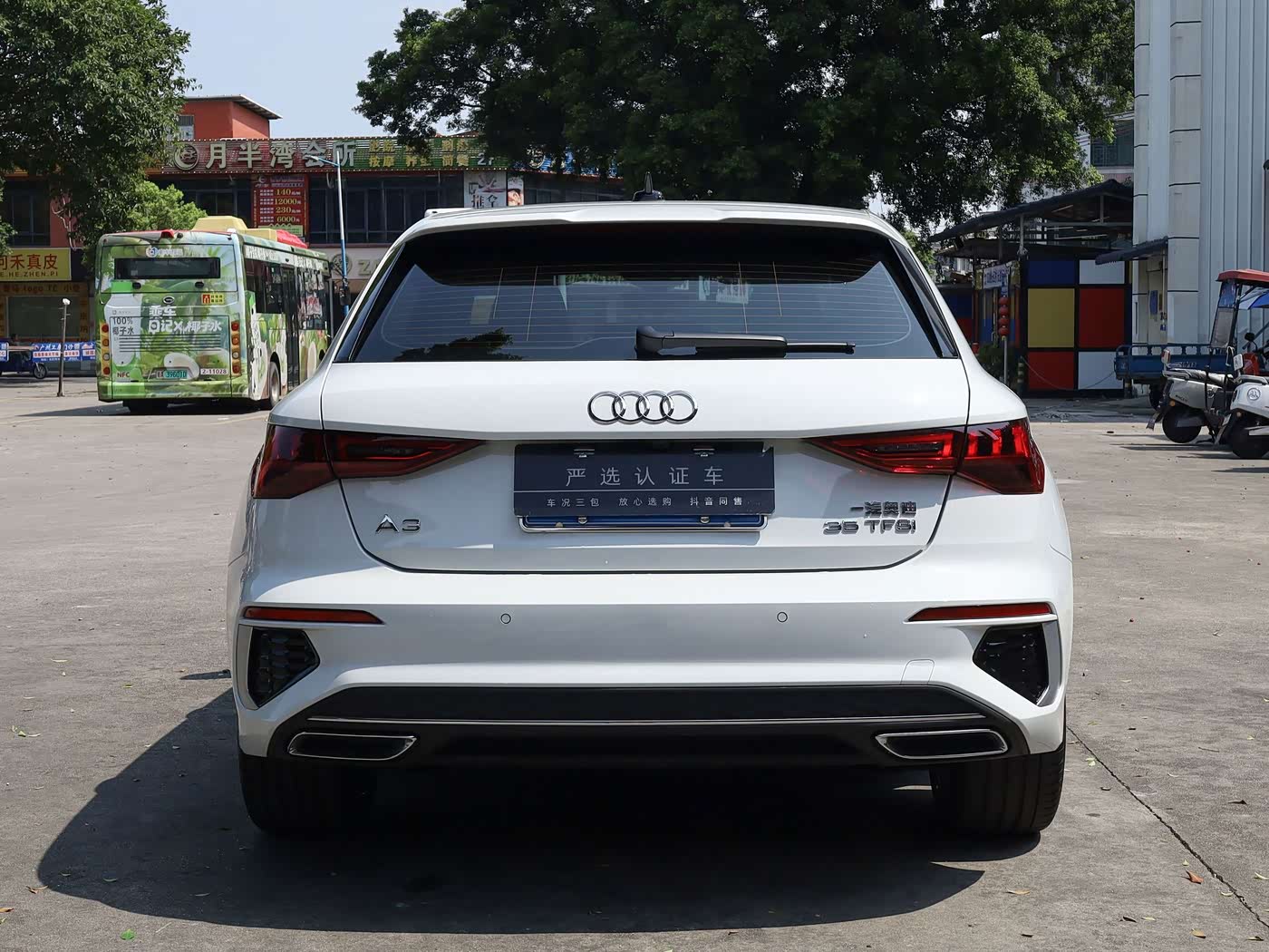 Audi A3 1.4 л 2022 г. Белый, пробег 10000 км
