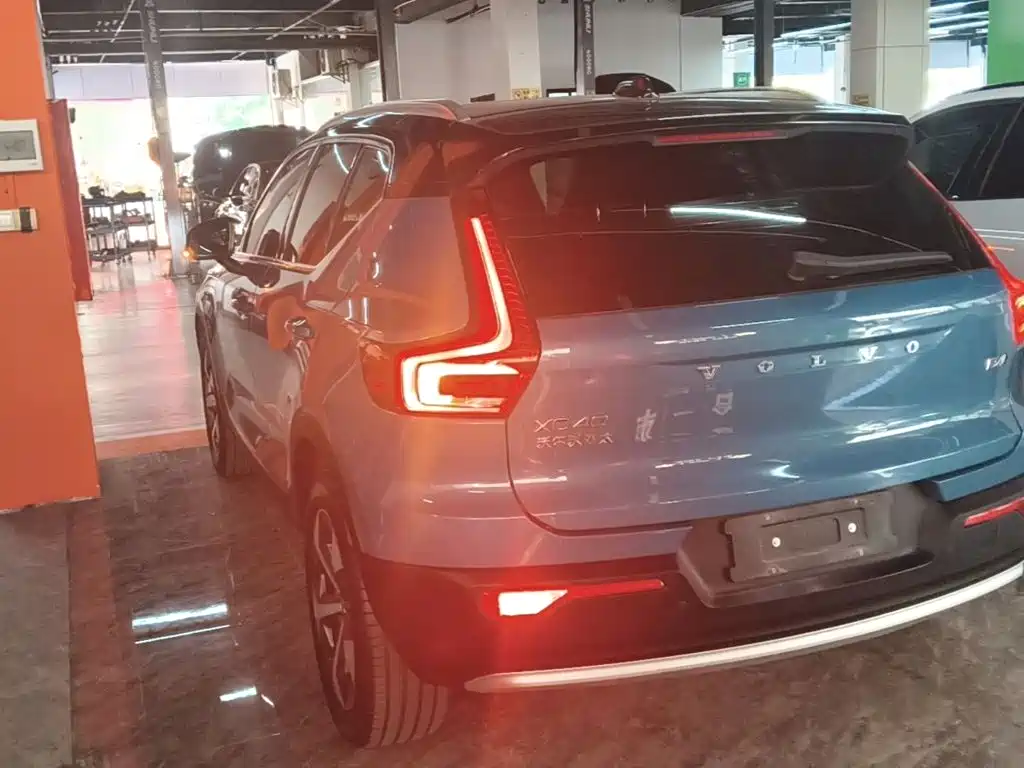 Volvo XC40 — миниатюра 5