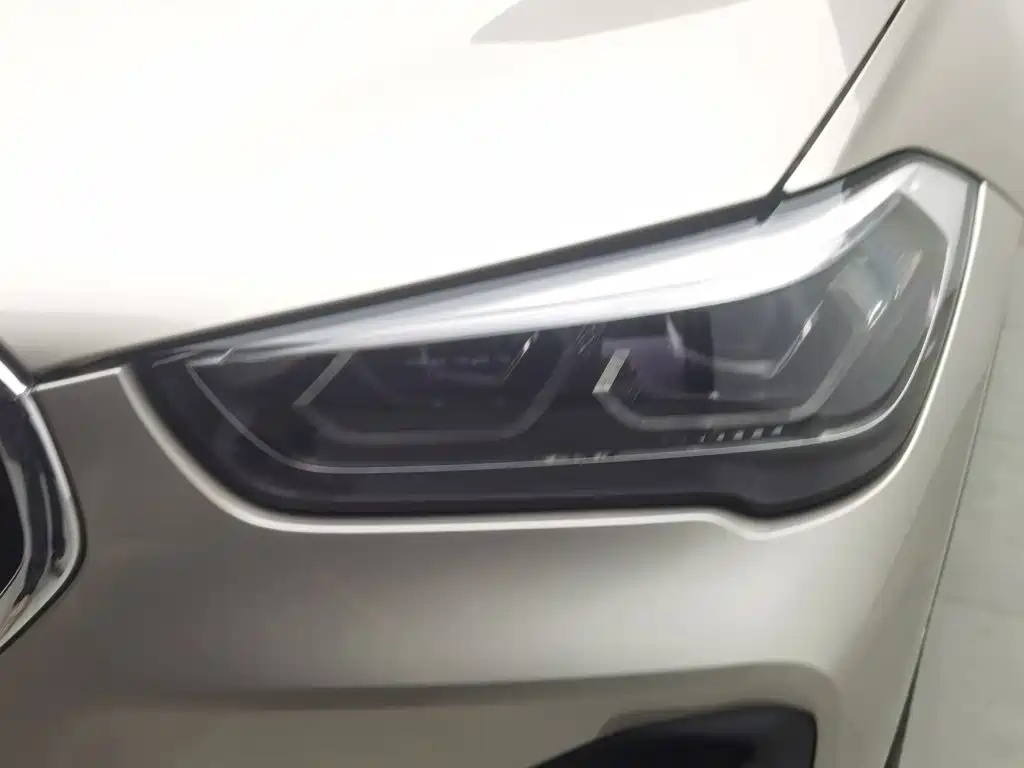 BMW X1 — миниатюра 7