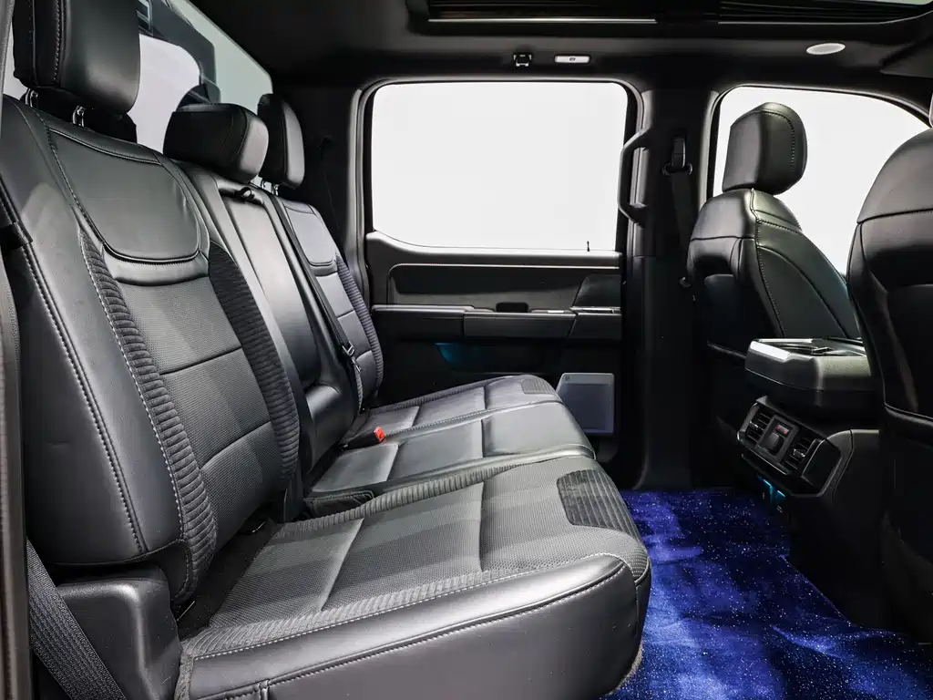 Ford F-150 Raptor — миниатюра 11