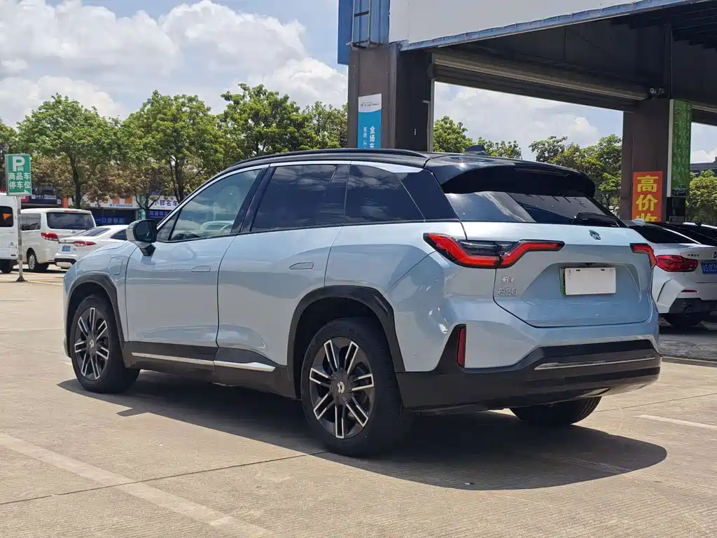 NIO ES6 — миниатюра 6