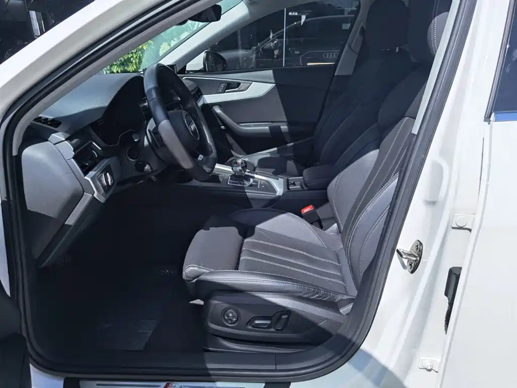 Audi A4L — миниатюра 10
