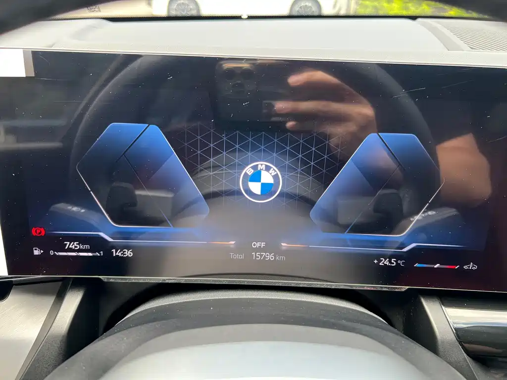 BMW 5 Series — миниатюра 5