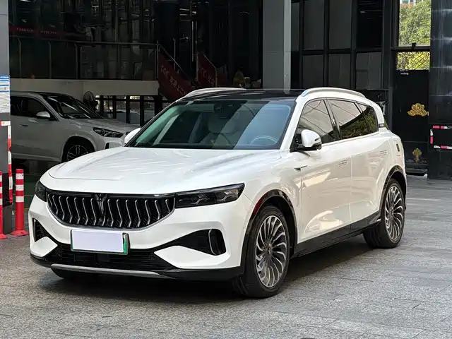 VOYAH LAN TU FREE 2022