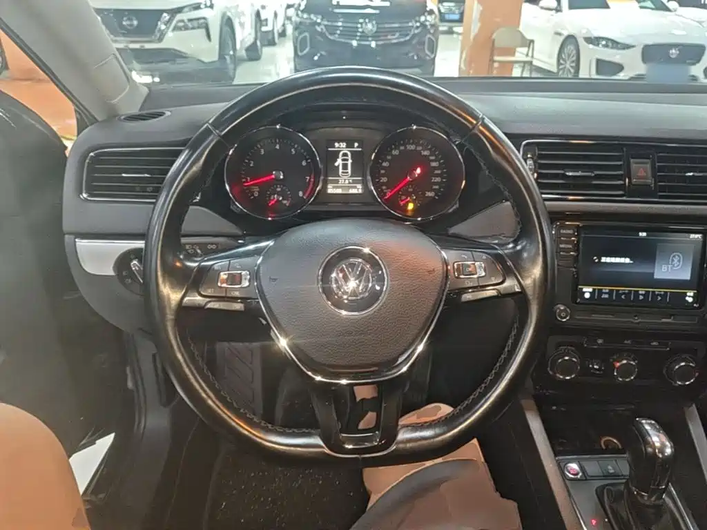 Volkswagen Sagitar — миниатюра 11