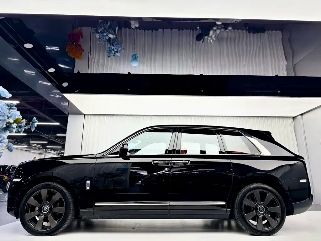 ROLLS-ROYCE CULLINAN