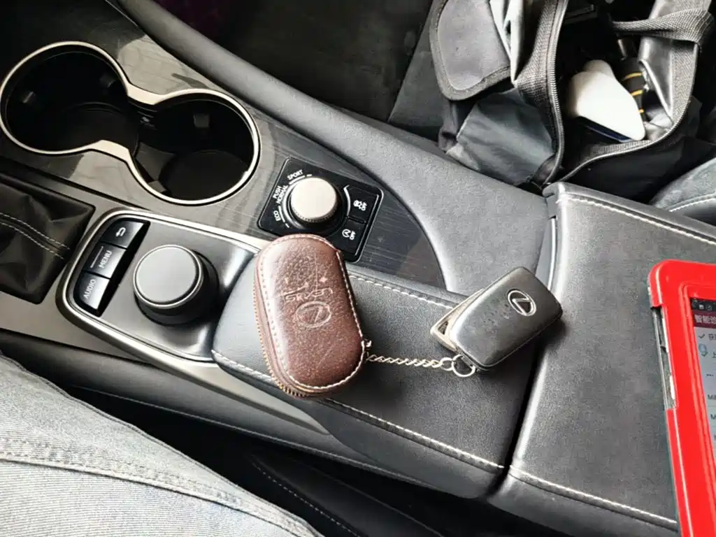 Lexus RX — миниатюра 9