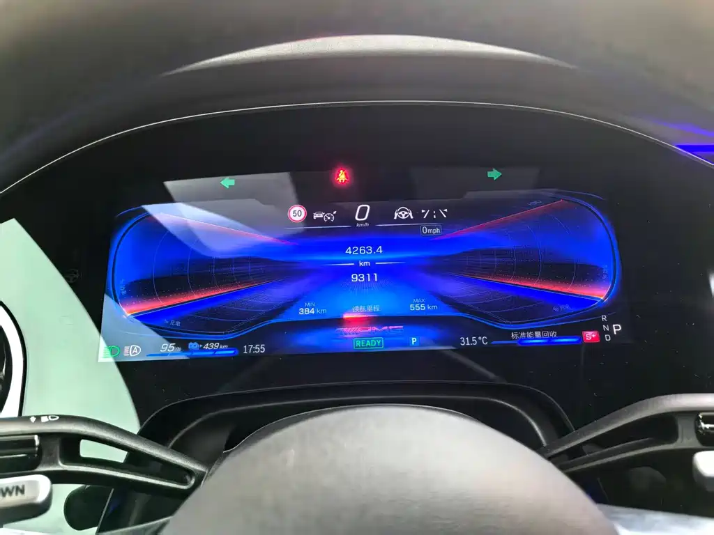 MERCEDES-BENZ EQE AMG