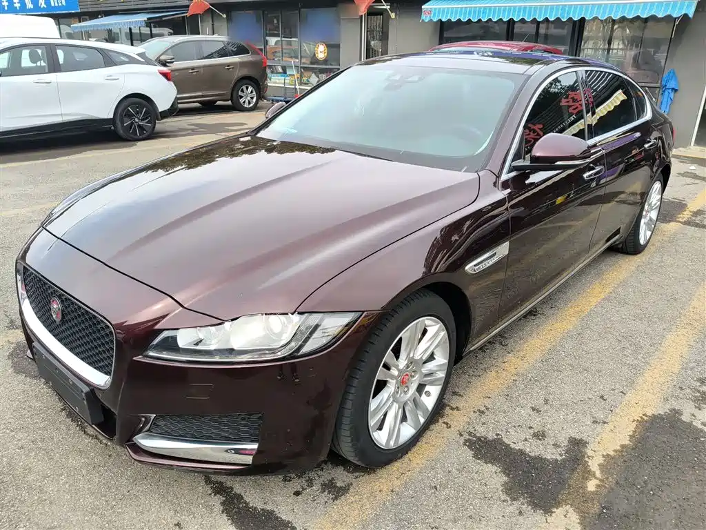 Jaguar XFL 2017