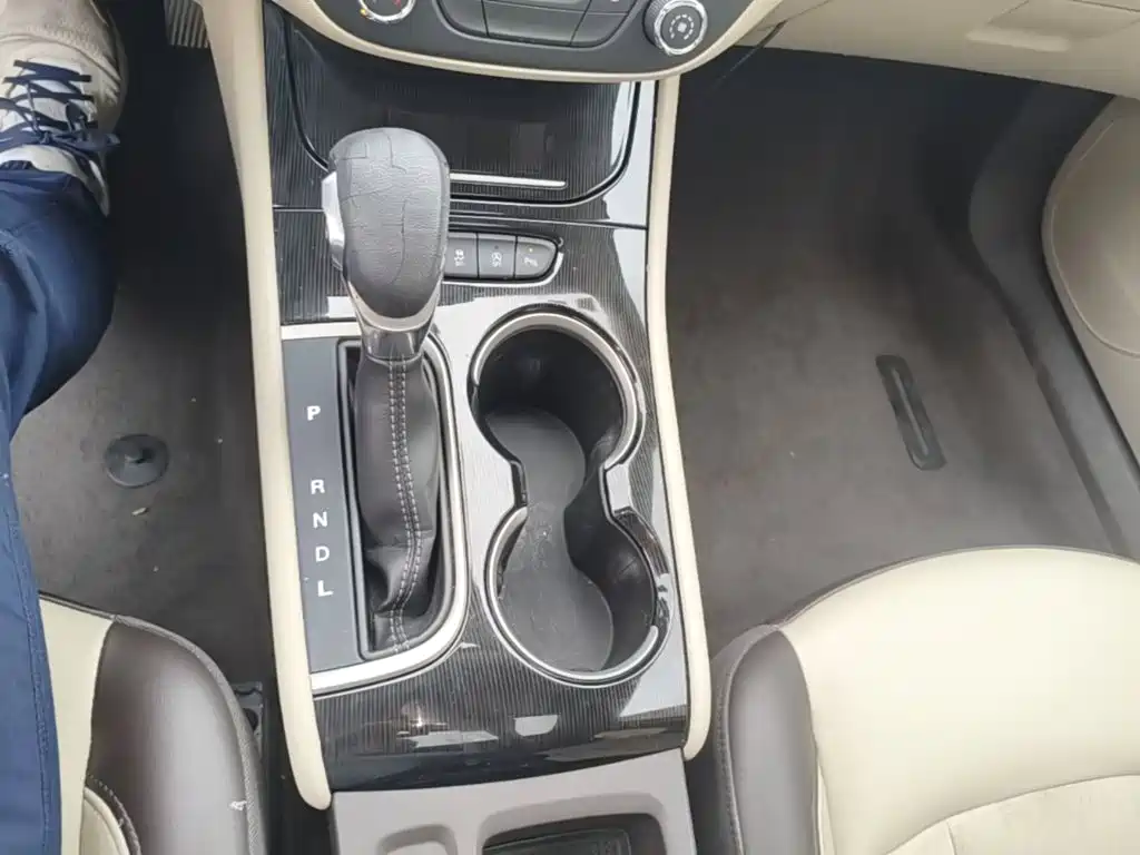 Buick Verano — миниатюра 14