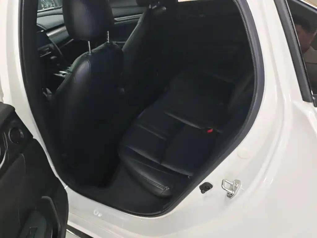 Honda Civic — миниатюра 17