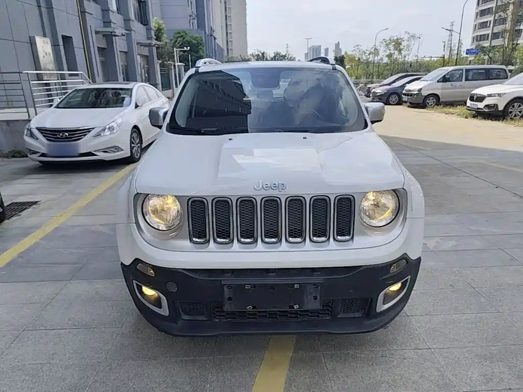 Jeep Renegade — миниатюра 3