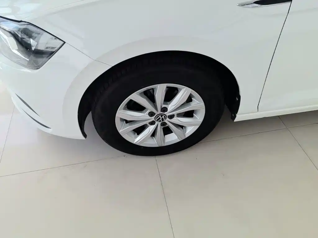 Volkswagen Polo — миниатюра 23
