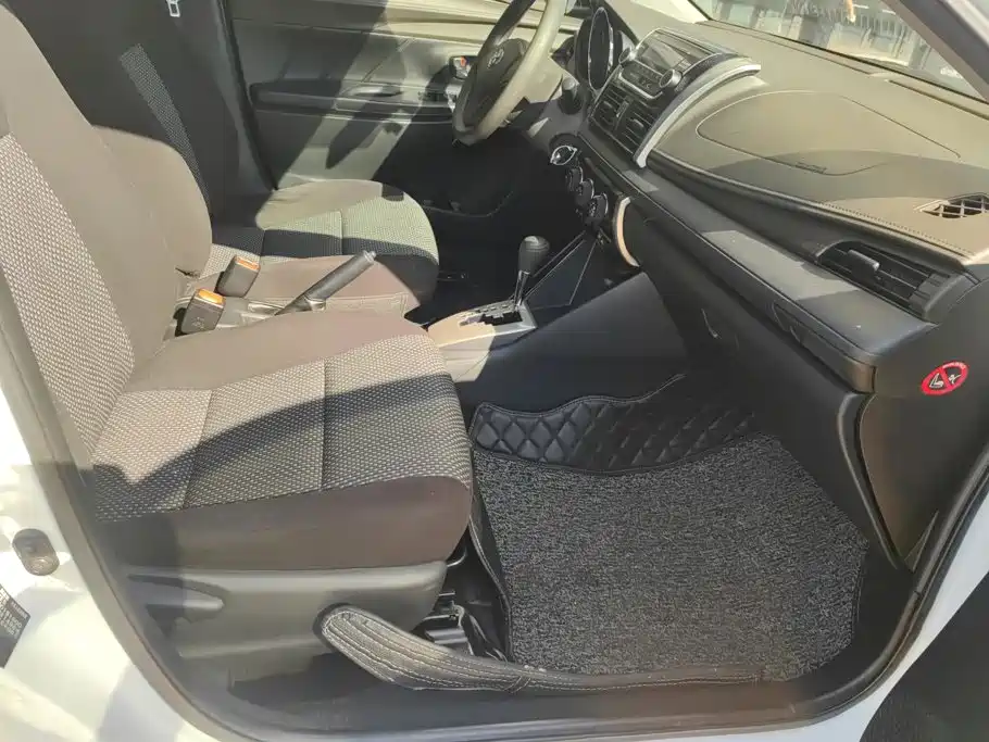 Toyota Vios — миниатюра 8