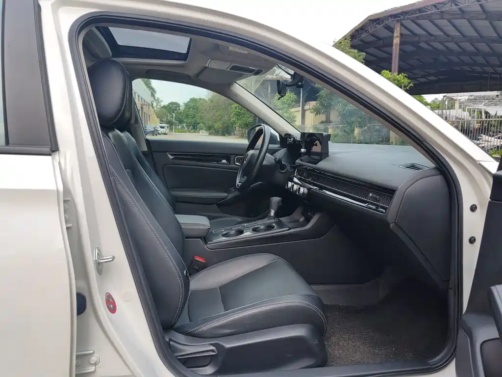 Honda Civic — миниатюра 11