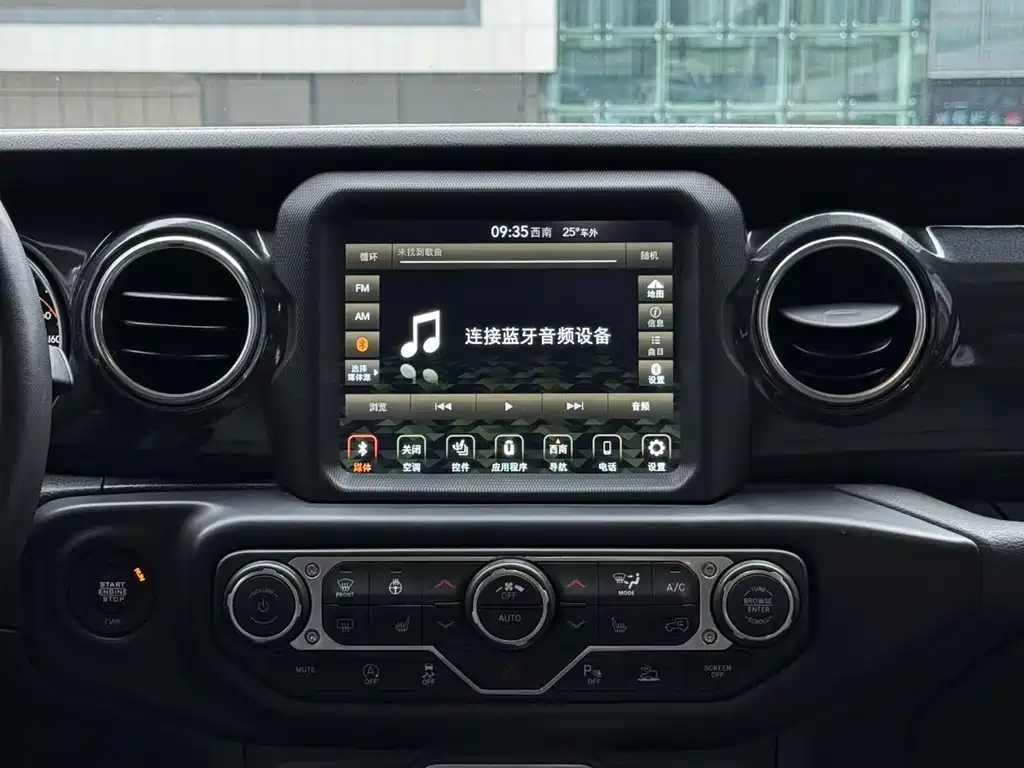 Jeep Wrangler — миниатюра 5