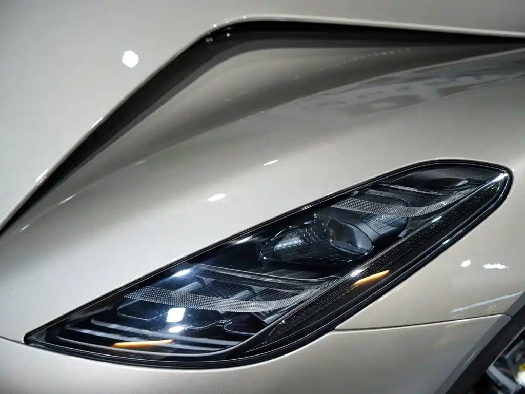 Lotus Emira — миниатюра 54