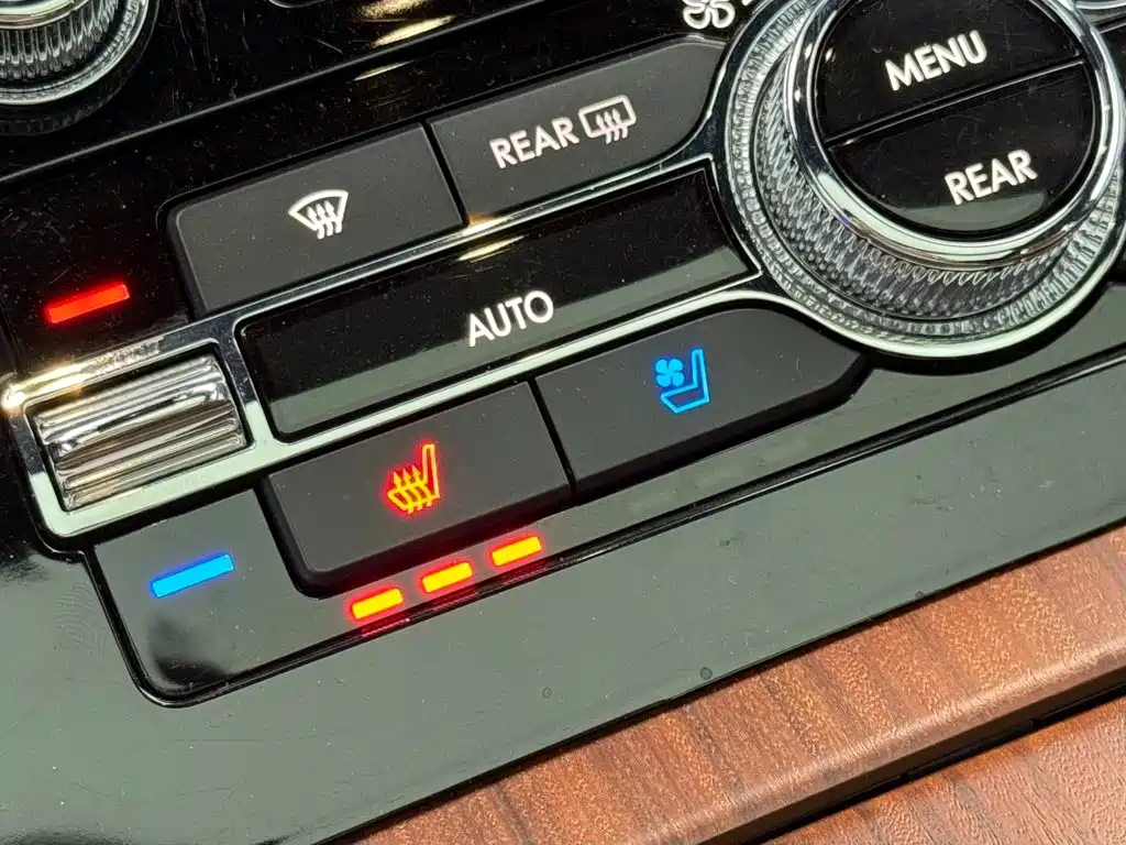 Lincoln Navigator — миниатюра 18