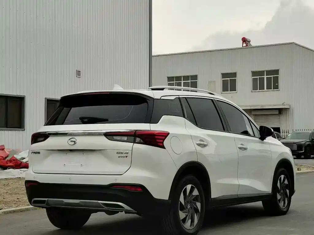 GAC TRUMPCHI GS4