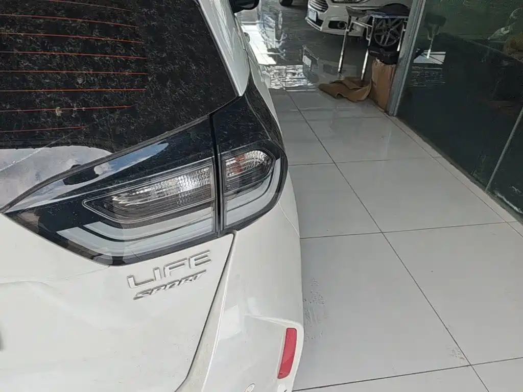 Honda Life — миниатюра 8