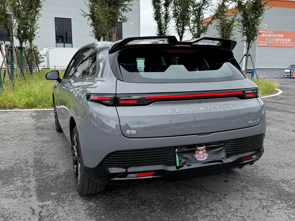 Leapmotor Leapmotor Lafa5 — миниатюра 10
