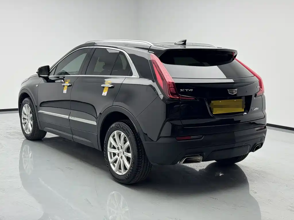 Cadillac XT4 — миниатюра 6
