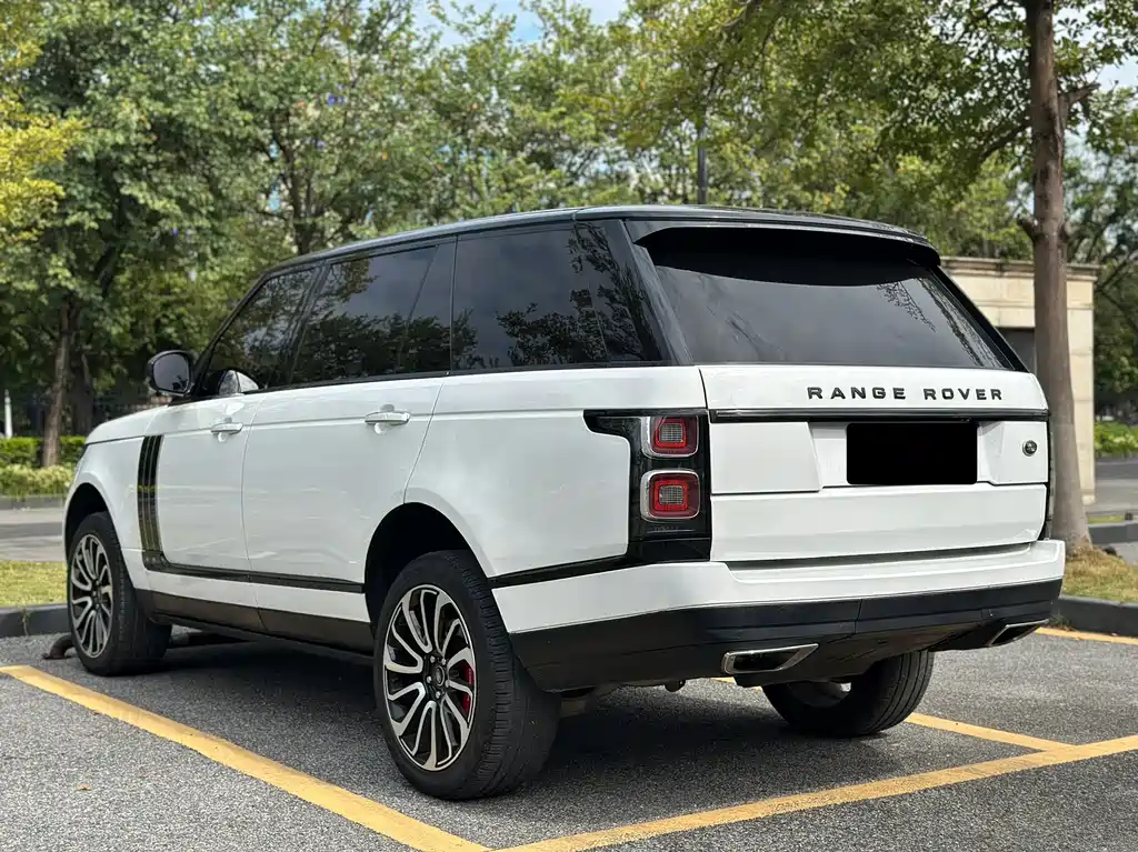 Land Rover Range Rover — миниатюра 4