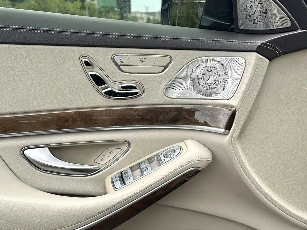 Mercedes-Benz S-Class — миниатюра 11