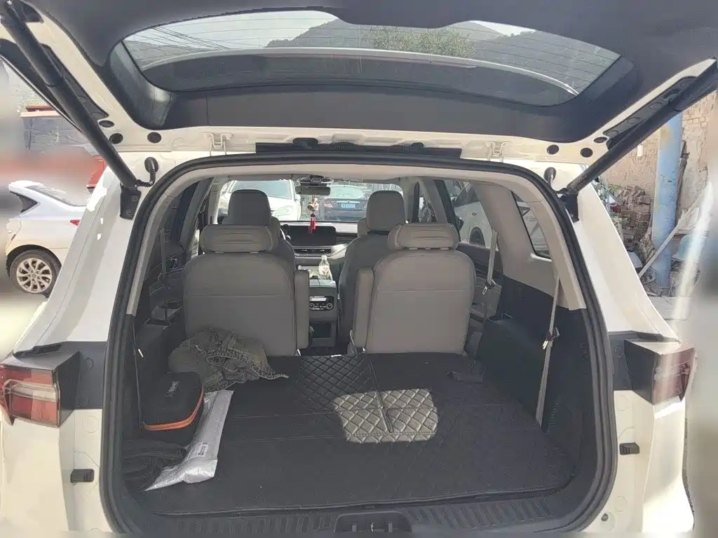 Ford Equator — миниатюра 15