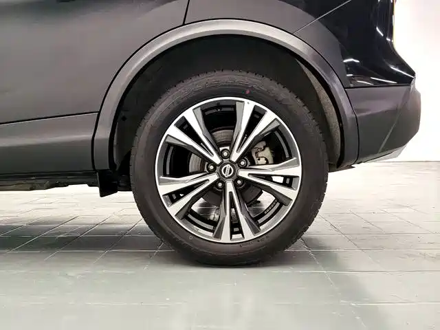 Nissan Qashqai — миниатюра 16
